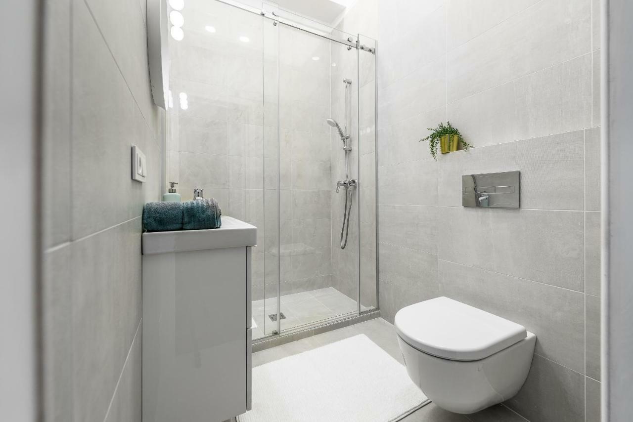 City Center Apartment By Urban Rent Vilnius Exterior photo